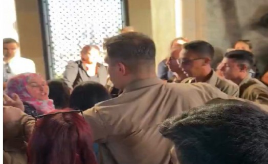 Anıtkabir'de slogan ve provokasyon gerginliği