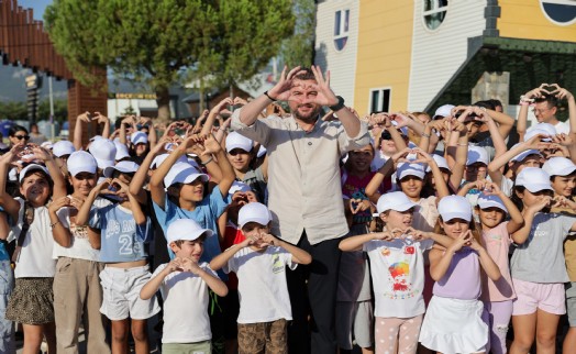 Başkan Duman'dan çocuklara lunapark sürprizi