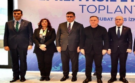 Başkan Tugay'dan 'Çerçioğlu' yorumu: Kafasına göre parti değiştirmemeli!