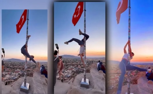 Bayrak direğinde dans eden turist hakkında soruşturma