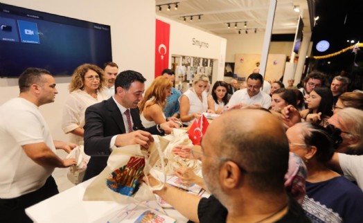 Bayraklı Belediyesi standına İzmir Fuarı'nda büyük ilgi