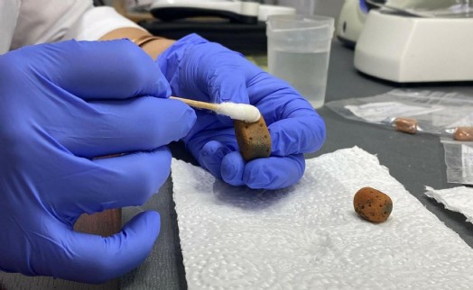 Beçin Kalesi'nde 2 bin 500 yıllık oyun zarları bulundu