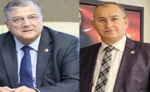 CHP Bornova'da iki önemli isim karşı karşıya geldi: Mavi liste büyük farkla kazandı!