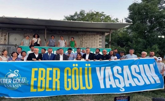 CHP'li vekillerden Eber Gölü çağrısı