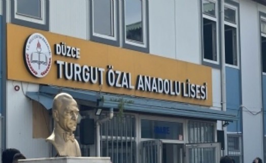 Düzce'de lise yönetiminden skandal kural listesi: Kız öğrencilere tayt yasağı!