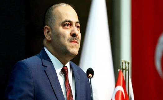 E-imza skandalının merkezindeki Bakan Yardımcısı'nın CV'si şoke etti! 10 diploma var ama...