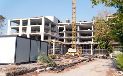 Ege Üniversitesi'nde dev teknopark kompleksi hızla yükseliyor