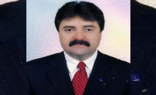 Evinin önünde silahlı saldırıya uğrayan mali müşavir öldü