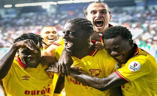 Göz-Göz'de savunmacılar yıldız gibi parladı!