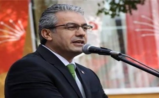 Hüseyin Mutlu Akpınar'dan ‘eski tüfekler'e mesaj: Gençlerin önünü açın!