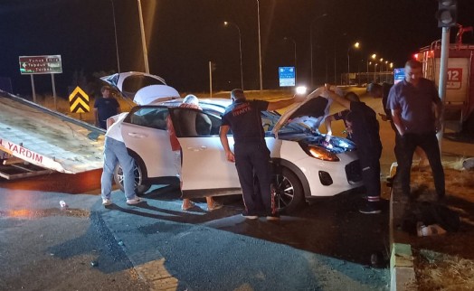 İki otomobilin çarpıştığı kazada 4 kişi yaralandı