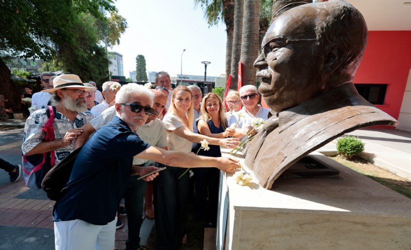 'İzmir Baba' Konak’ta anıldı