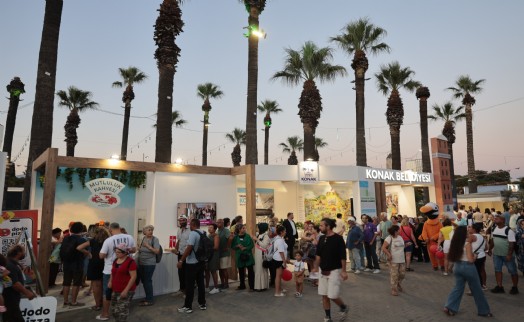 İzmir Fuarı'nda Konak standına yoğun ilgi