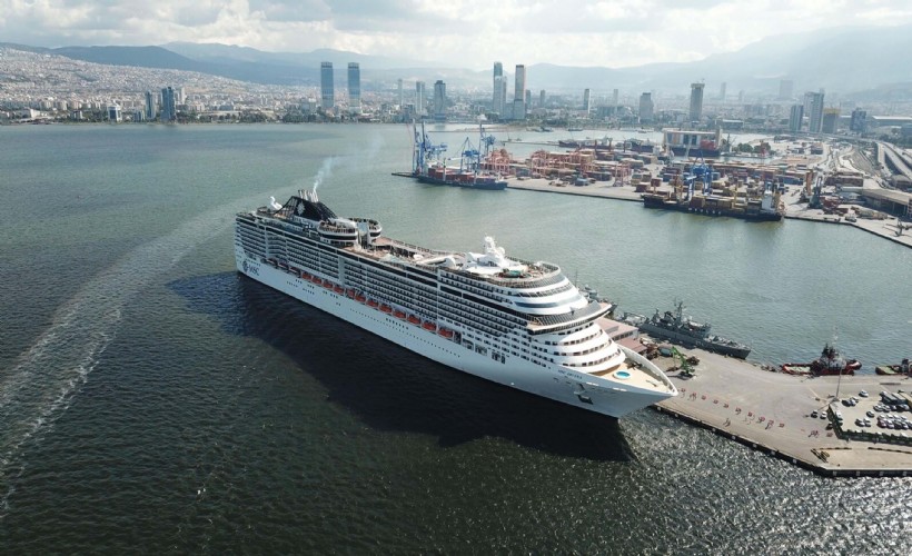 Alsancak Limanı'nda ivme arttı! İzmir'e denizden 55 bin turist geldi