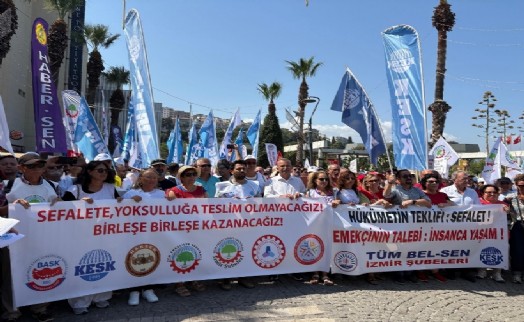 İzmir'de binlerce kamu emekçisi iş bıraktı: ‘Devasa bir kitleye sefalet teklif edildi!'