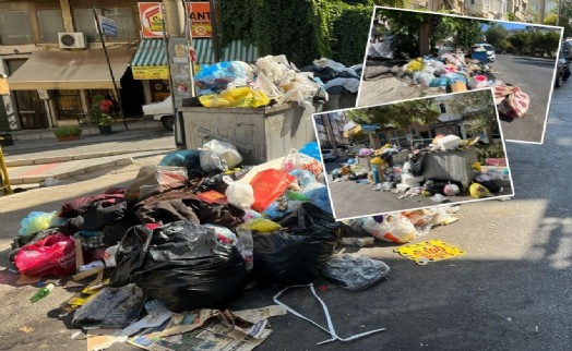 İzmirliler, toplanmayan çöp yığınlarından şikayetçi: 'Koku 5'inci kata çıkıyor'