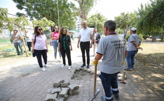 Karşıyaka'da parklar yenileniyor