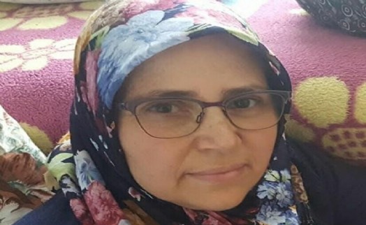 Köpeklerden kaçarken canından oldu!