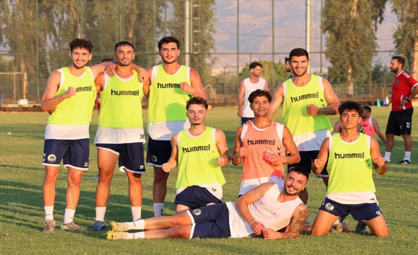 Menemen FK sezonu Mersin'de açacak