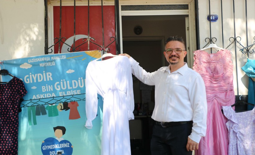 Muhtarlık binasının önünü ihtiyaç sahipleri için butiğe çevirdi