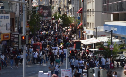 TÜİK verileri: İzmir'de hanelerin yüzde 32,1'i alt sosyoekonomik grupta