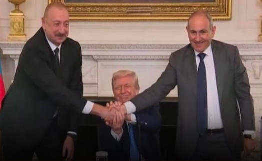 Trump-Paşinyan-Aliyev üçlü zirvesi başladı! Ermenistan ve Azerbaycan barış anlaşması yaptı