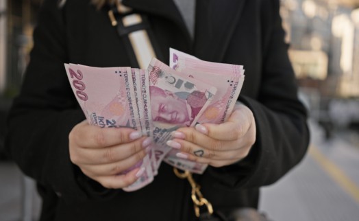 Türk-İş verileri açıkladı: Yoksulluk sınırı 4 asgari ücret!