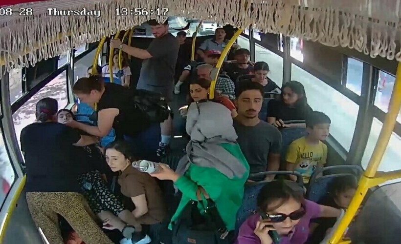 Otobüs şoförü, rahatsızlanan yolcuyu hastaneye yetiştirdi