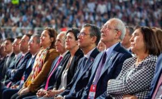 AK Parti'de 'CHP kurultayı davası' tedirginliği