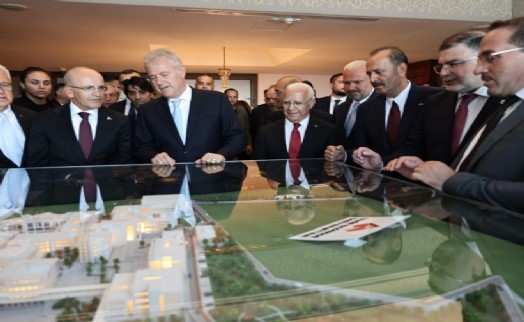 AK Parti'den İzmir çıkarması: 30 ilçede eş zamanlı buluşmalar gerçekleştirildi