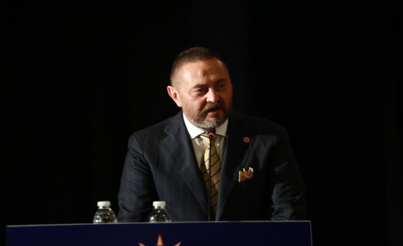 AK Partili Ünal'dan Başkan Ünsal'a faturalı tepki: Bu paralar kimlerin cebine akıyor?