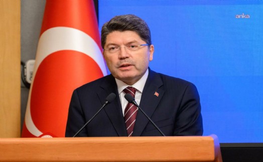 Bakan Tunç'tan CHP İstanbul kongre iptaline ilk açıklama