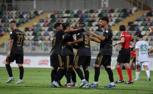 Aliağa FK, Bornova'ya gol yağdırıp kupada turladı