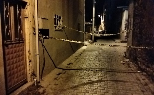 Amca-yeğen tartışmasında kan aktı!