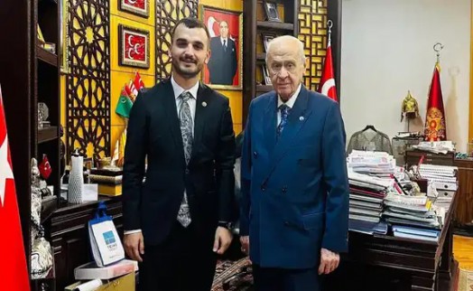 Bayrampaşa Belediyesi'ne operasyonda MHP'li yönetici de gözaltında!