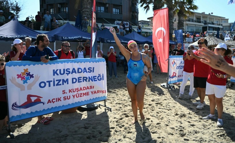 Bengisu Avcı, otizmli bireyler için kulaç attı