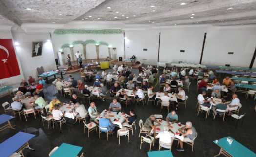 Briç tutkunları Efes Selçuk'ta buluştu