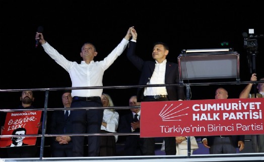 CHP'den 'Kayyum' kararının ardından ilk miting: CHP lideri Özel meydan okudu