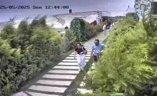 Dekoratif kemerin altında kalarak hayatlarını kaybetmişlerdi... Bilirkişi raporu: Önlenebilirdi