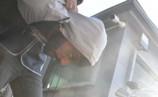 Çocuklarının boğazına bıçak dayayan baba, ağır cezada yargılanacak