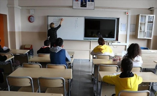 Devlet okullarında kayıt ücreti var mı? MEB açıkladı...