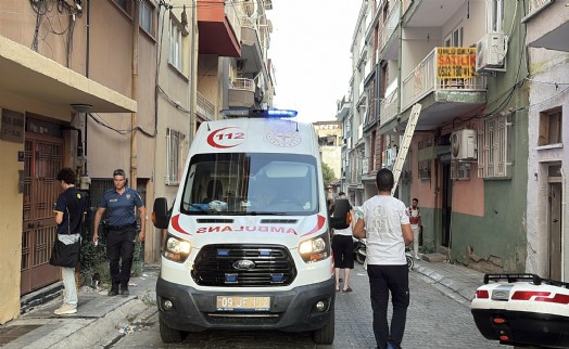 Evden yayılan kötü koku panik yarattı; nedeni bozulan et çıktı