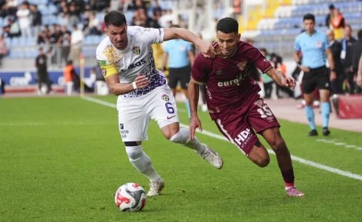 Göz-Göz yoluna namağlup devam ediyor