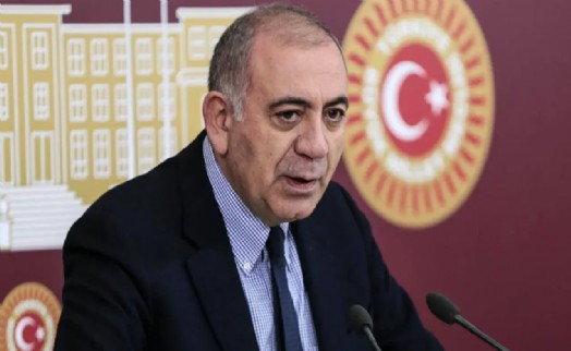 CHP'den ihraç edildiği duyurulan Tekin'den flaş açıklama: 'Göreve başladım'