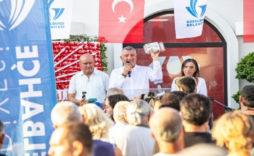 Güzelbahçe'nin Kurtuluş Günü'nde 3. Güzmar açıldı