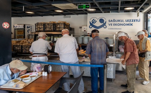 İzmirlilerin bütçesine dost: Kent Lokantaları