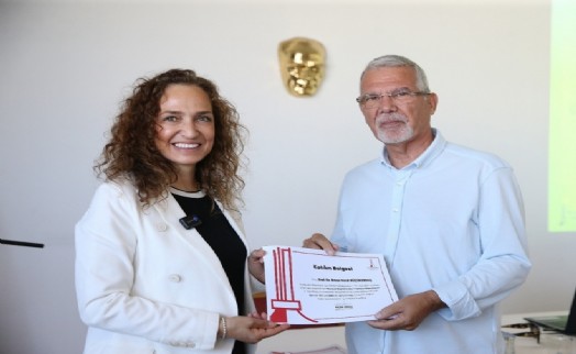 Karşıyaka 4. Öğrenci Yaz Okulu'nda final heyecanı