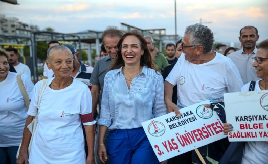 Karşıyaka Belediyesi 3. Yaş Üniversitesi'nde kayıtlar başlıyor!