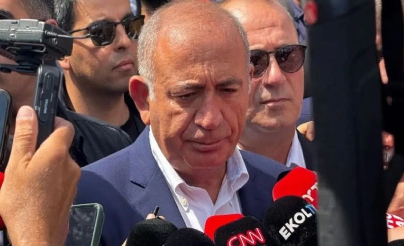 Kayyım Gürsel Tekin, CHP'nin eski İstanbul İl Binası'nda!