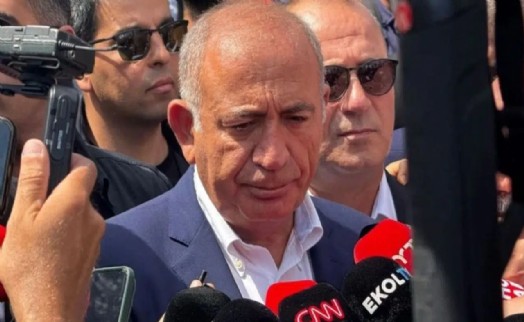 Kayyım Gürsel Tekin, CHP'nin eski İstanbul İl Binası'nda!